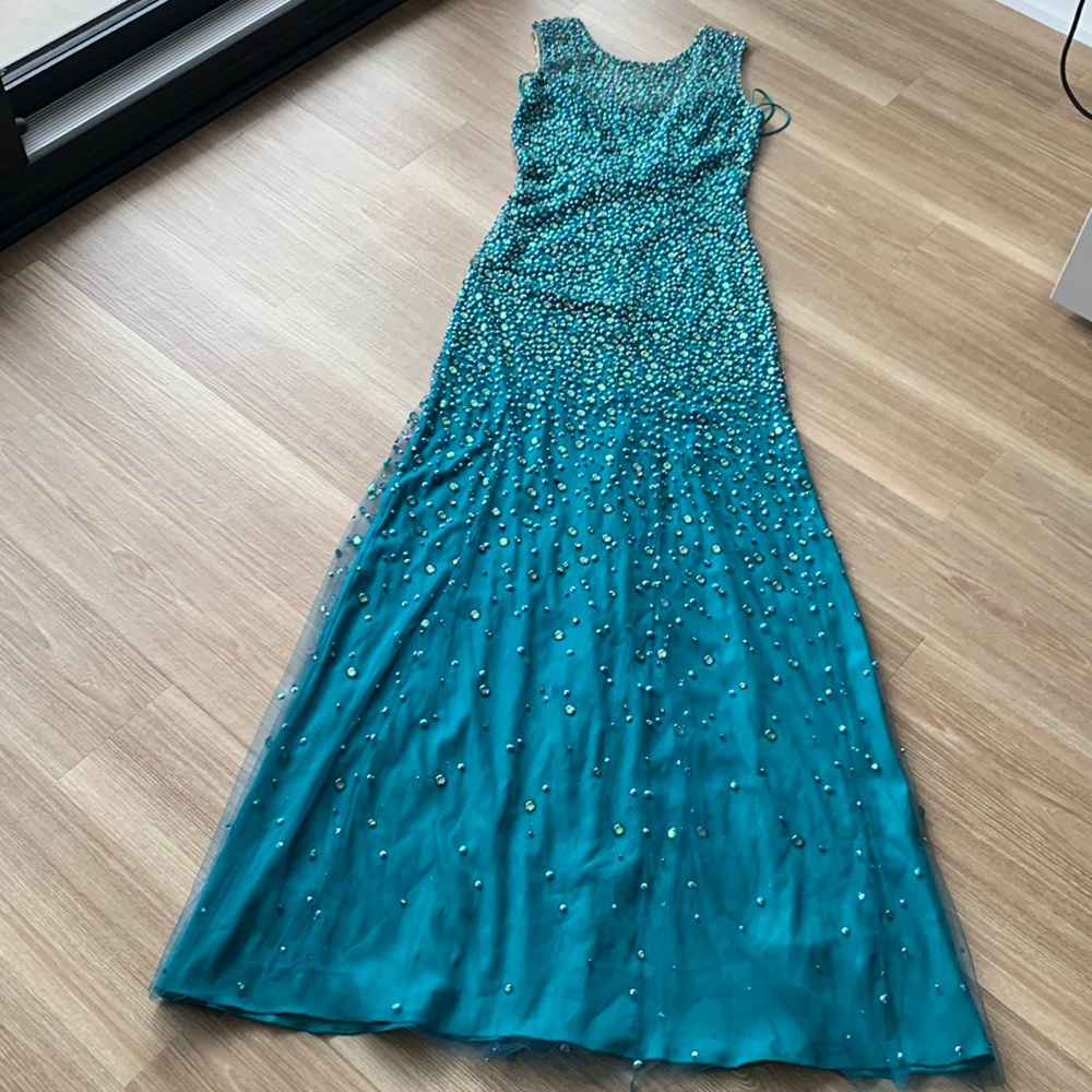 Jenny Packham turquoise bedazzled sleeveless size 6 maxi dress